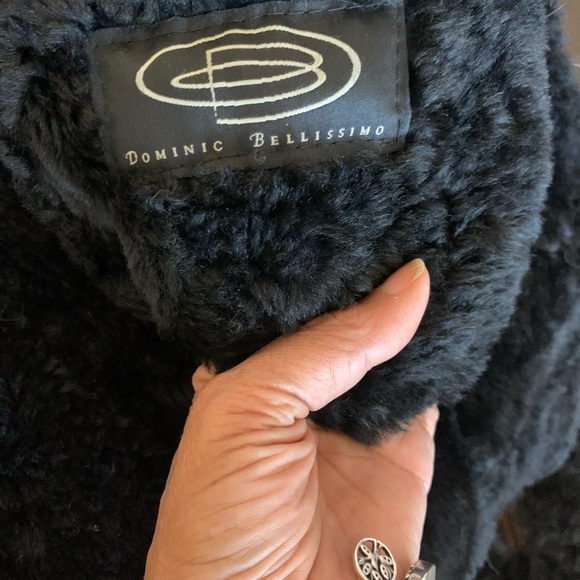 Elegance suede shearling swing coat with fur trim. - Picture 7 of 7